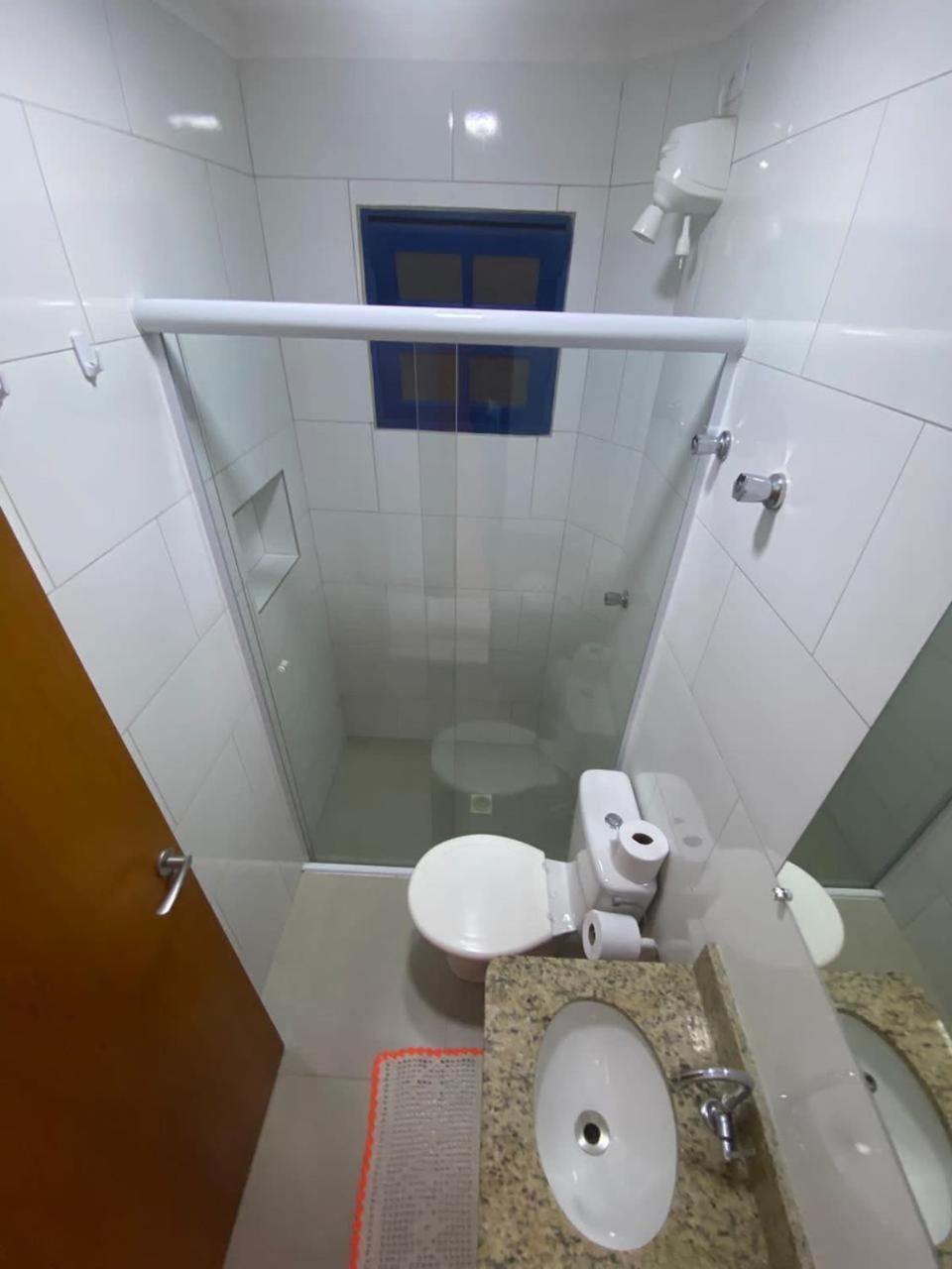 Vila Lorenzi & Apartamentos Ubatuba Exteriör bild